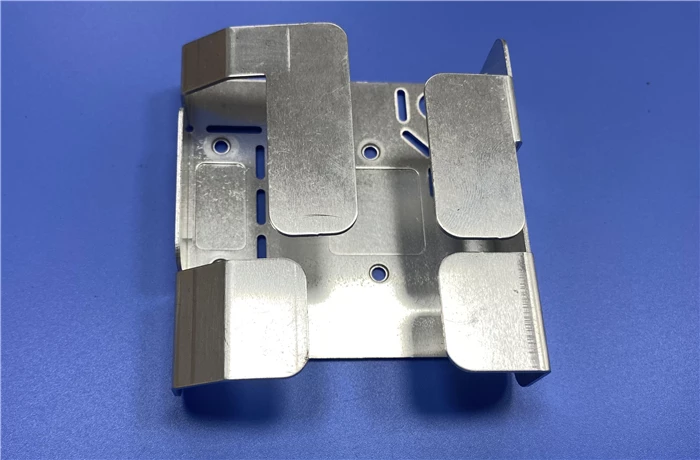 常见汽车冲压件模具加工有哪些技术要求?