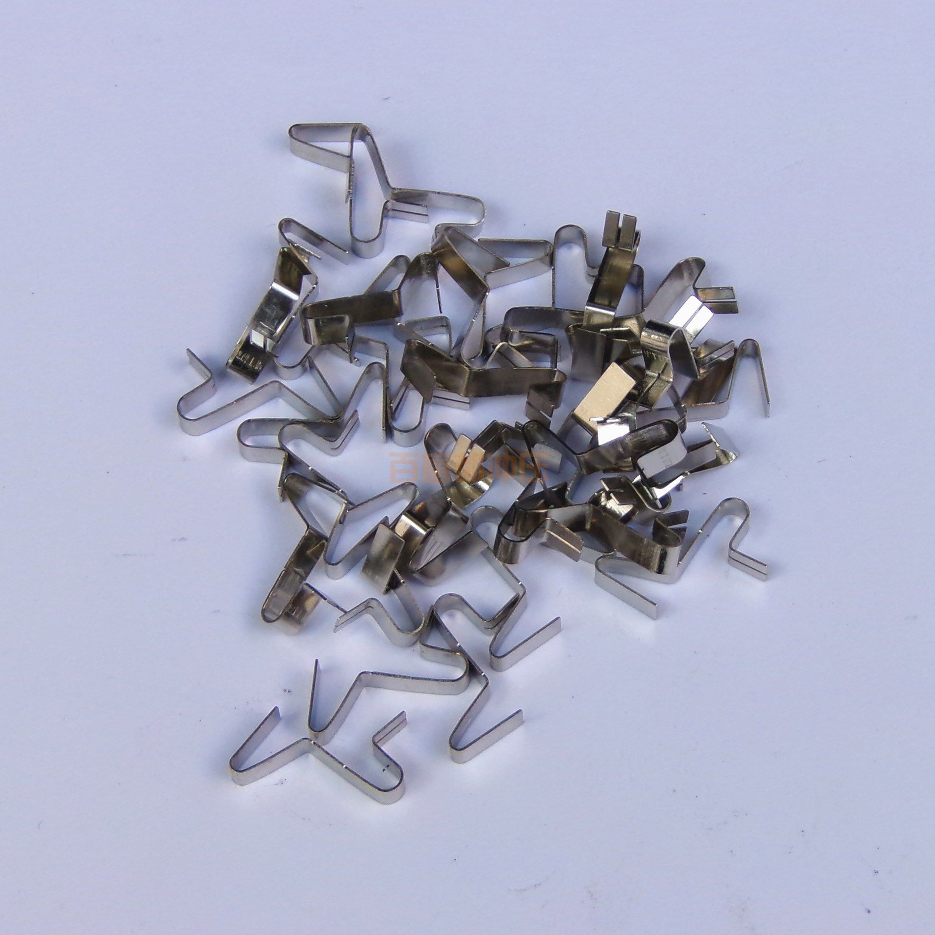 电子冲压件的加工主要是把金属或非金属板材